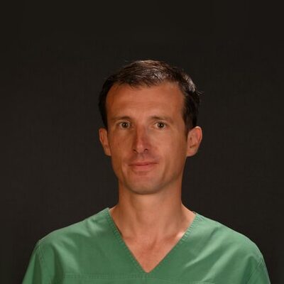 Dr Benoit Deneve